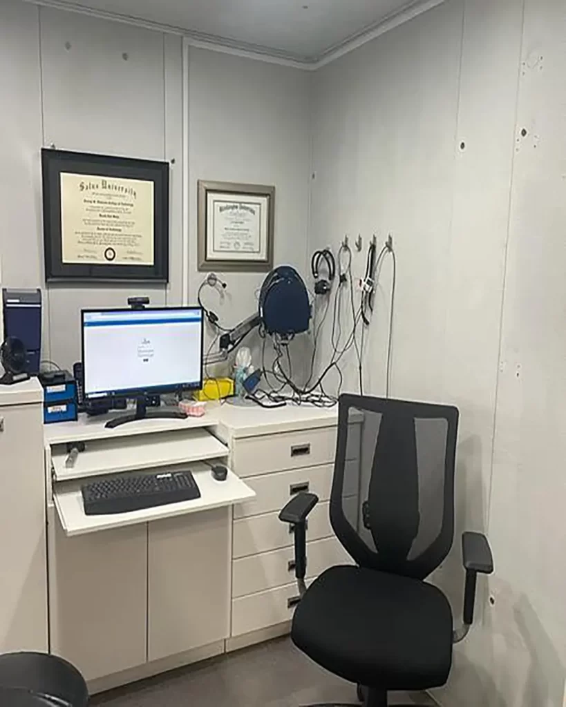 MODULAR IN PLANT OFFICE _ ADU, WITH ONE WINDOW(4)