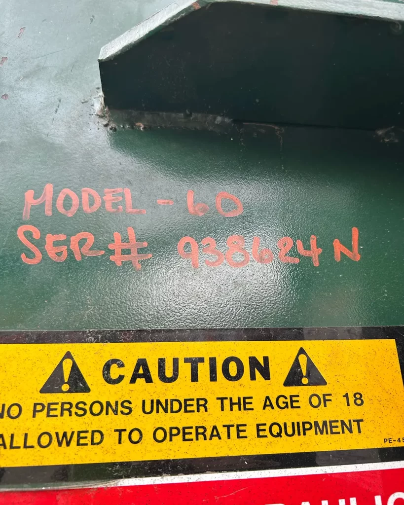 PIQUA 10 HP VERTICAL CARDBOARD BALER(5)