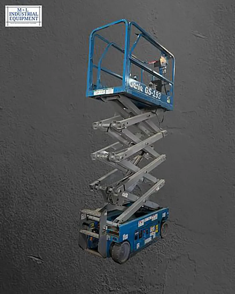 large-used-2014-genie-model-gs-1930-2