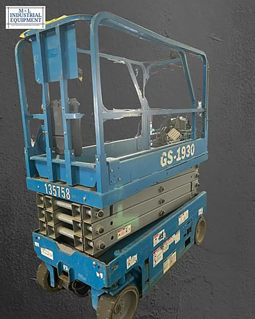 large-used-2014-genie-model-gs-1930-6