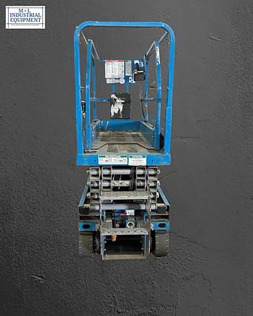 large-used-2014-genie-model-gs-1930-7