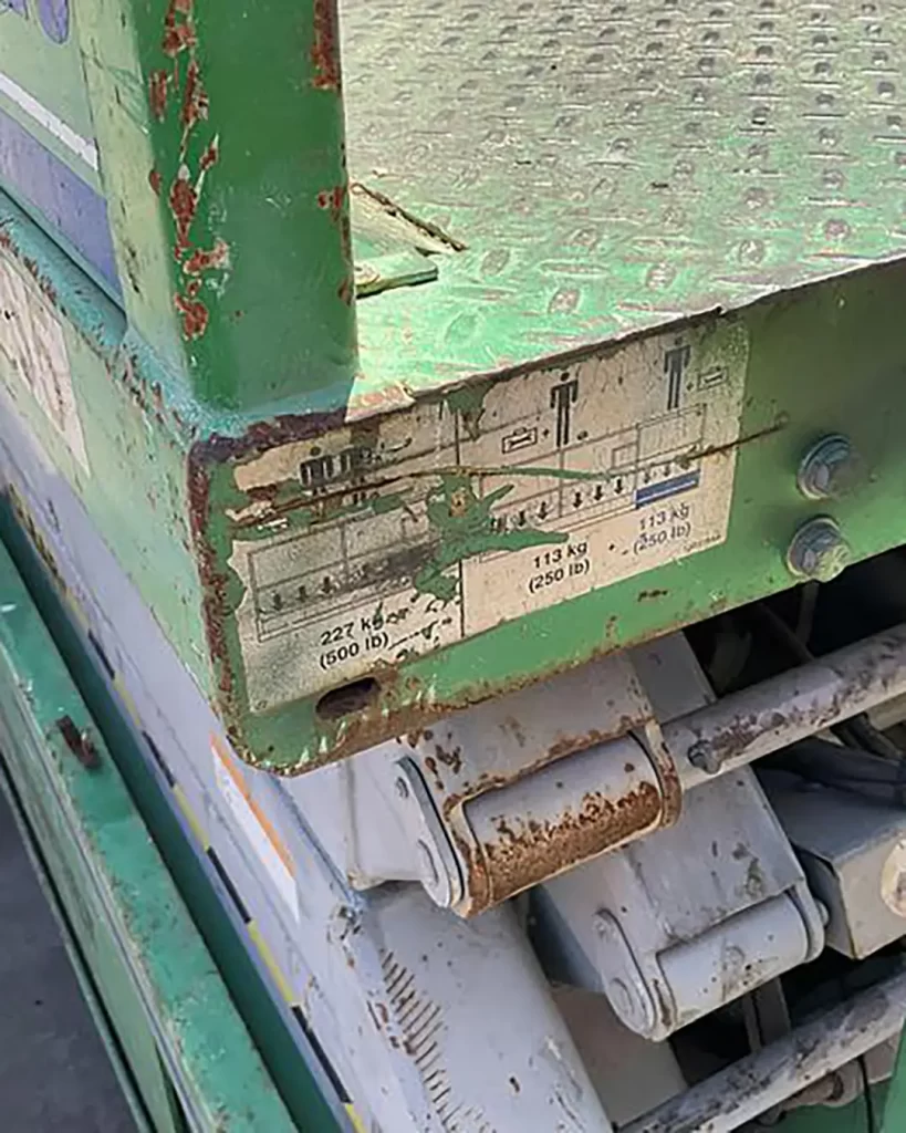 large-used-scissor-lift-green-sjiii-3226-9