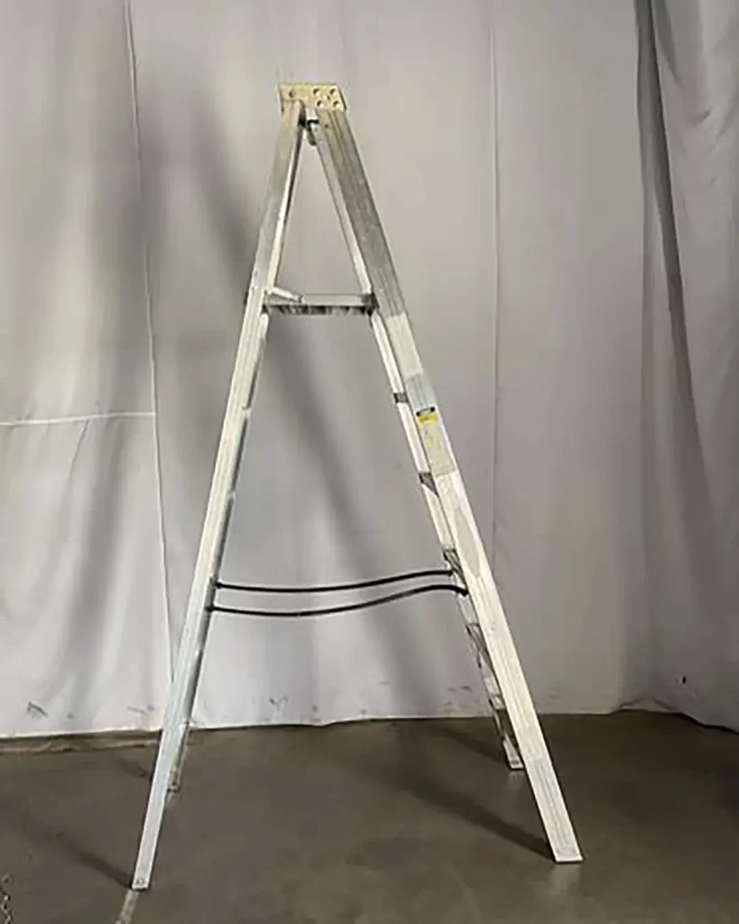large-used-werner-6-step-aluminium-ladder-2